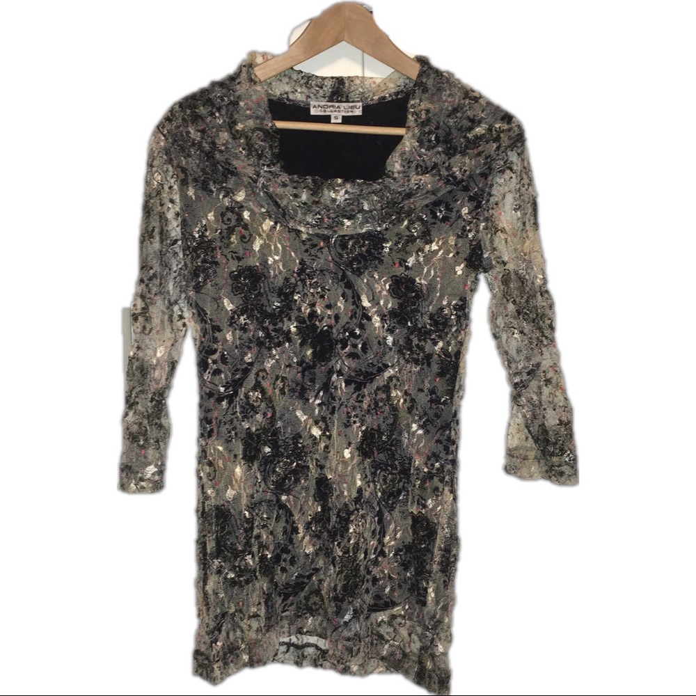 Andria Lieu small 3/4 sleeve top boat neck gauze